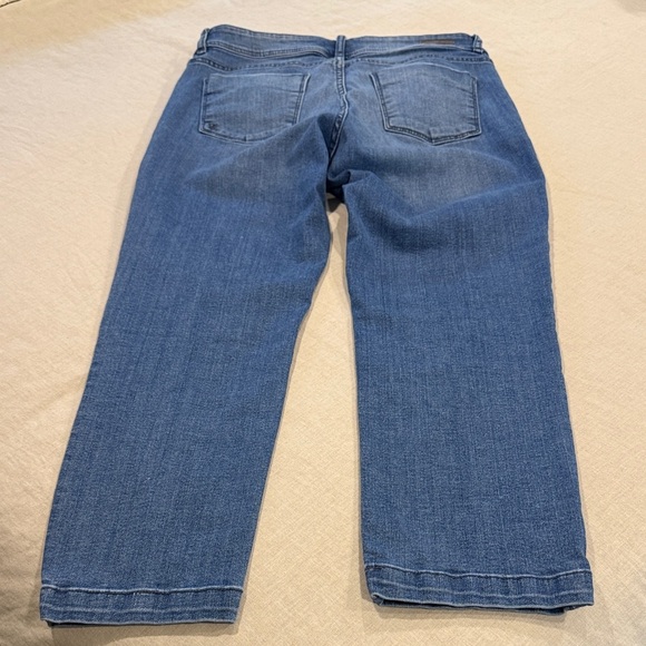 Kut from the Kloth Straight Leg Cropped Blue Jeans size 10 button and zip fly - Picture 4 of 11